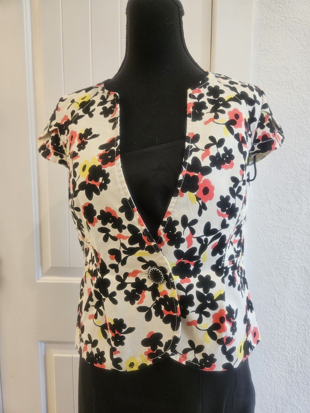 Anthropologie Elevenses Dahlia Floral Cap Sleeve Cropped Blazer Jacket
